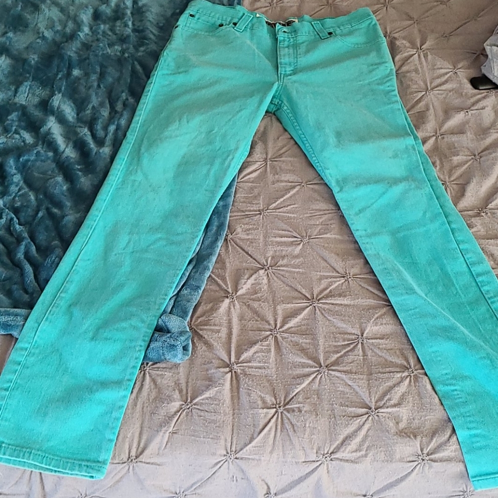 Turquoise Levi's 510